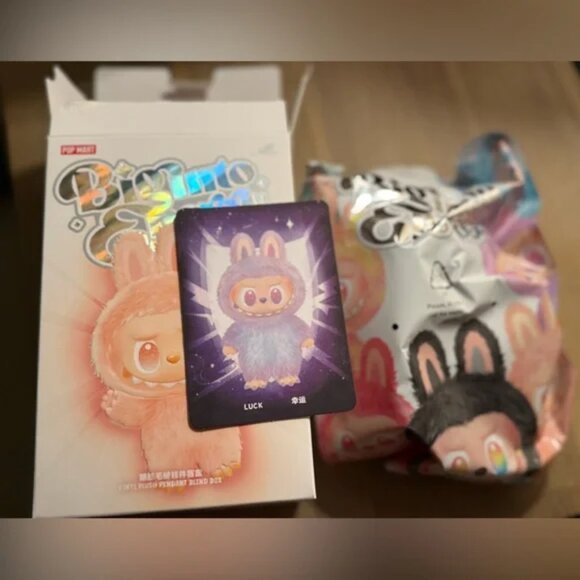 [READY TO SHIP] THE MONSTERS BIG INTO ENERGY Plush Labubu Pendant (LUCK) - Picture 3 of 3